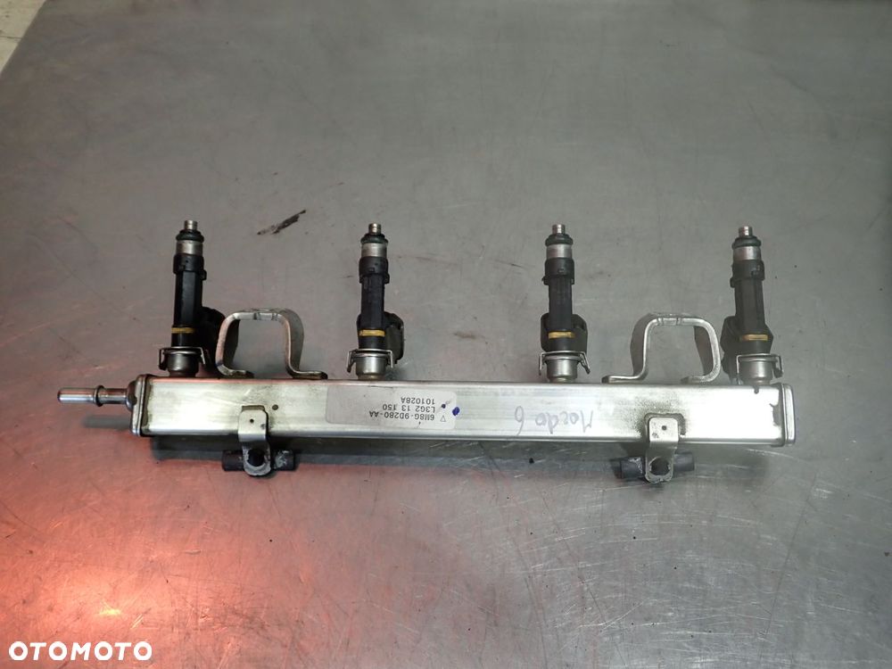 LISTWA WTRYSKOWA Z WTRYSKAMI MAZDA 6 GH - 2