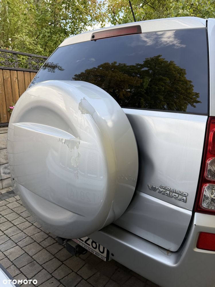 Suzuki Vitara - 8