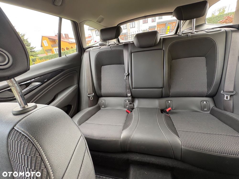 Opel Insignia 1.6 CDTI Exclusive S&S - 21