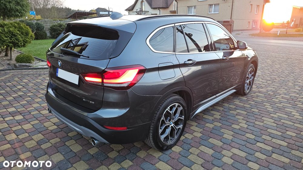 BMW X1 xDrive18d - 4