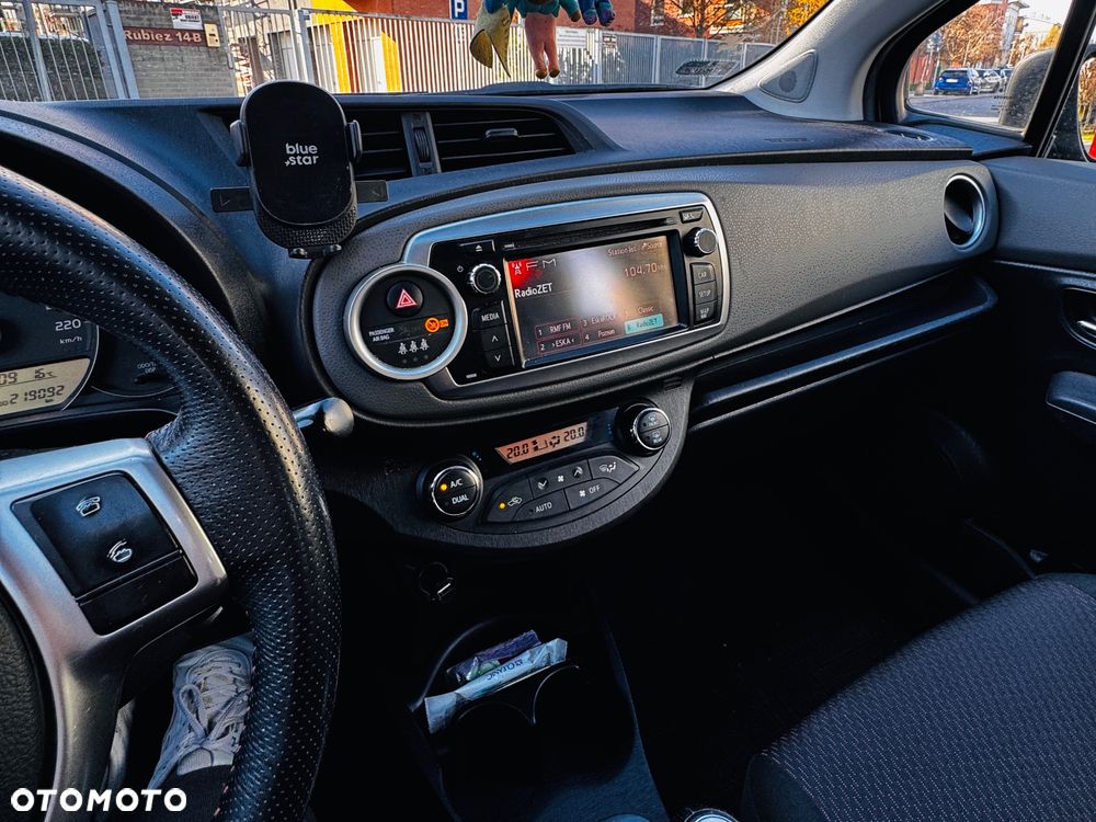 Toyota Yaris 1.33 Active - 5