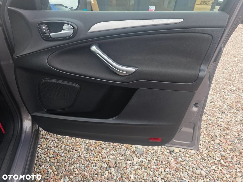 Ford S-Max 2.0 TDCi DPF Titanium X - 21