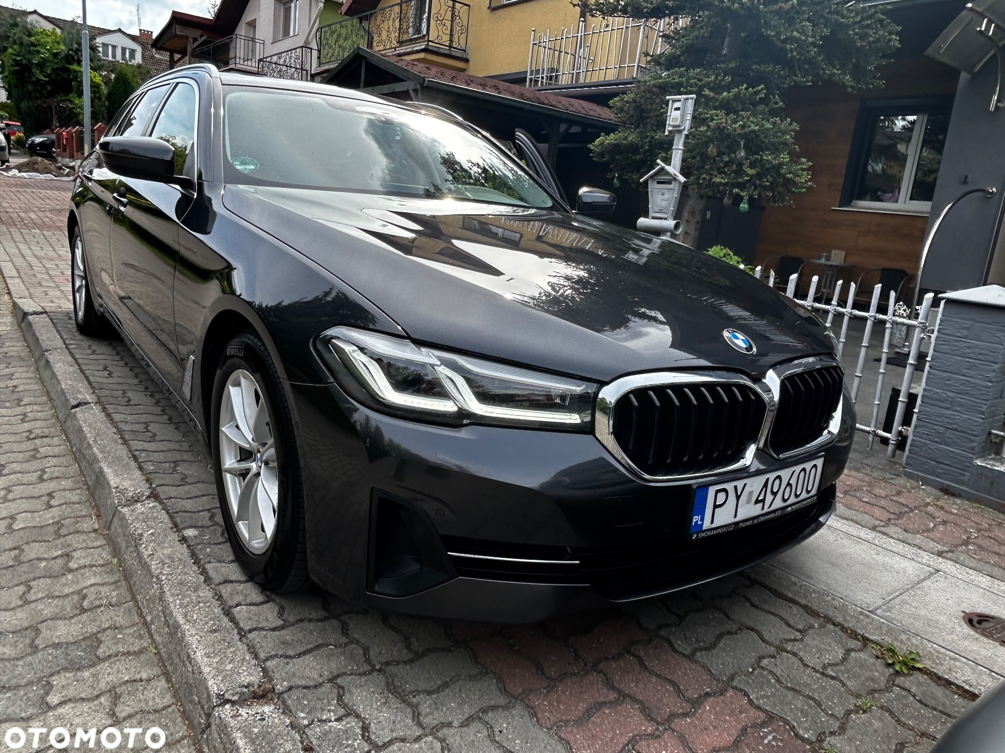 BMW Seria 5 520d Touring - 6