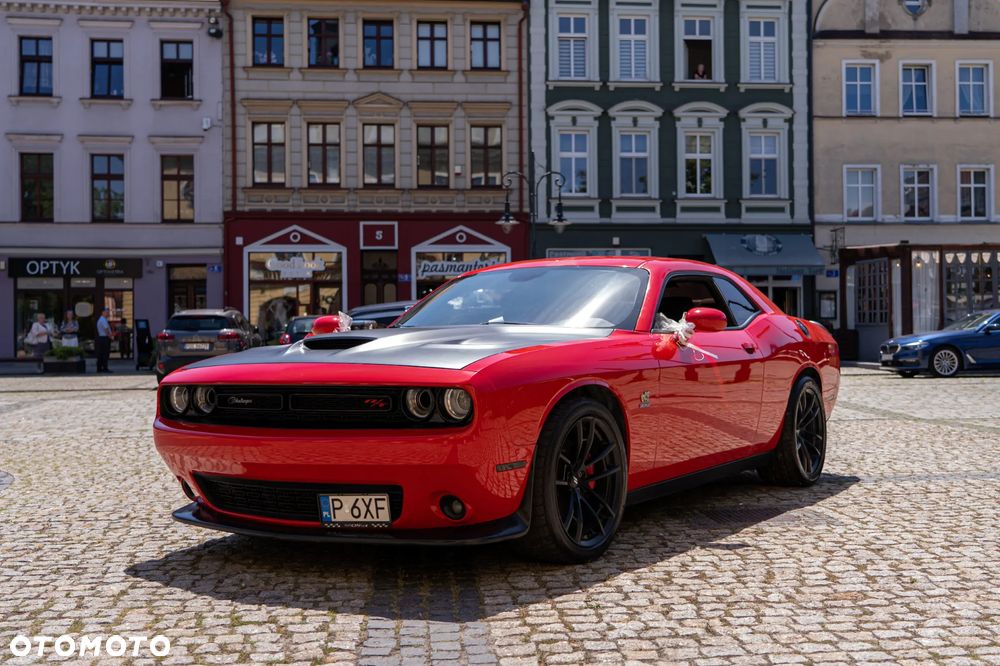 Dodge Challenger 6.4 Scat Pack - 1