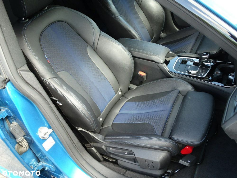 BMW Seria 2 218i M Sport - 12