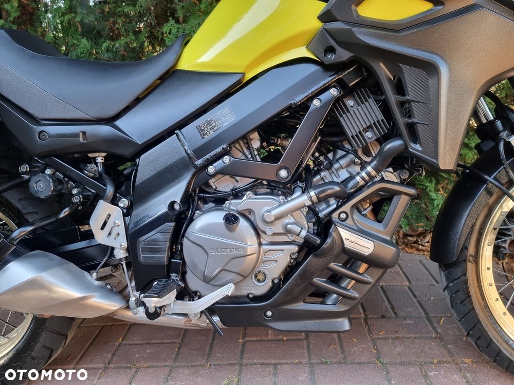 Suzuki V-STROM - 2