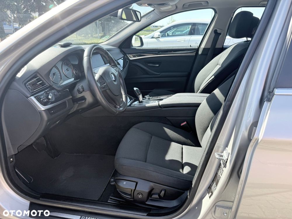 BMW Seria 5 - 22
