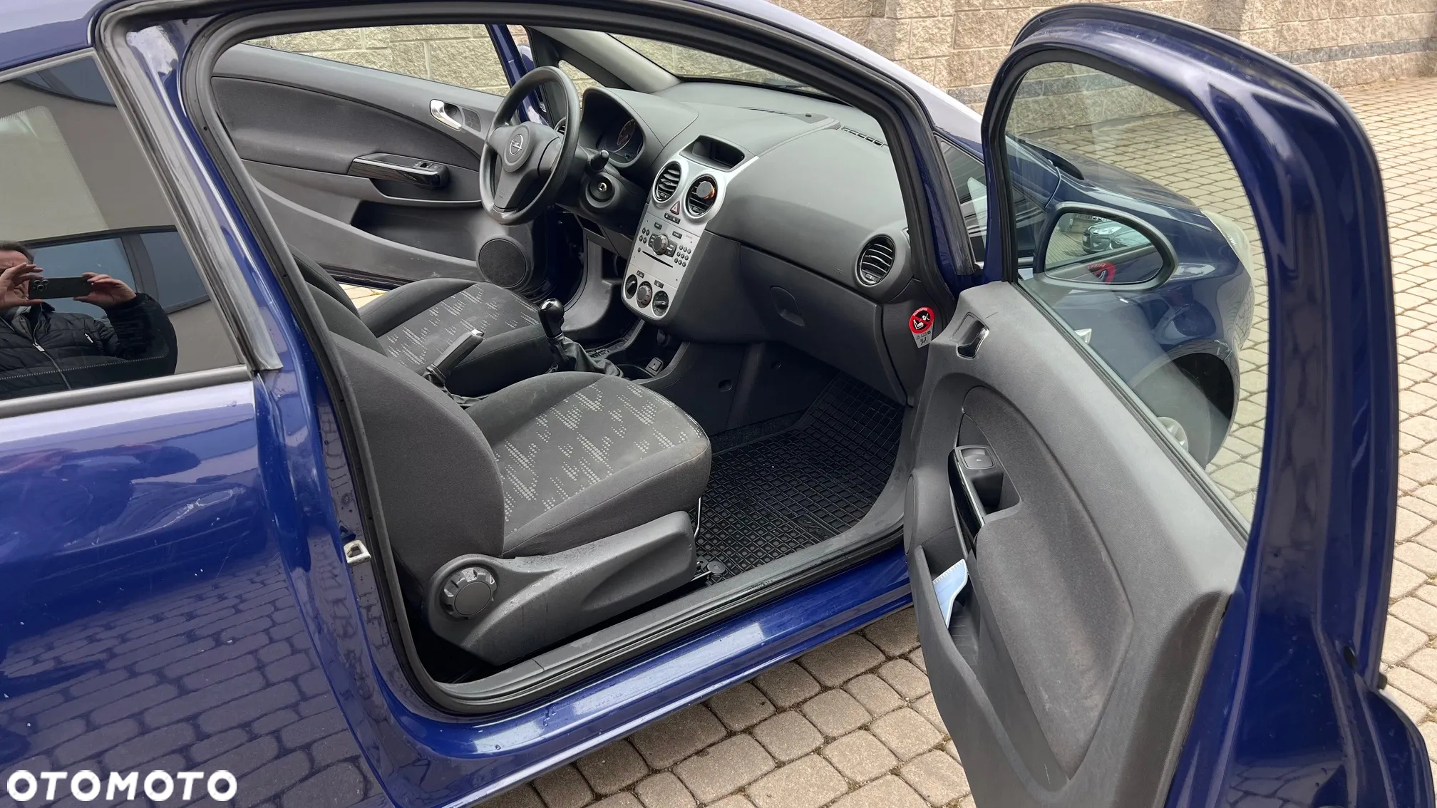 Opel Corsa 1.0 12V Edition / Active - 9