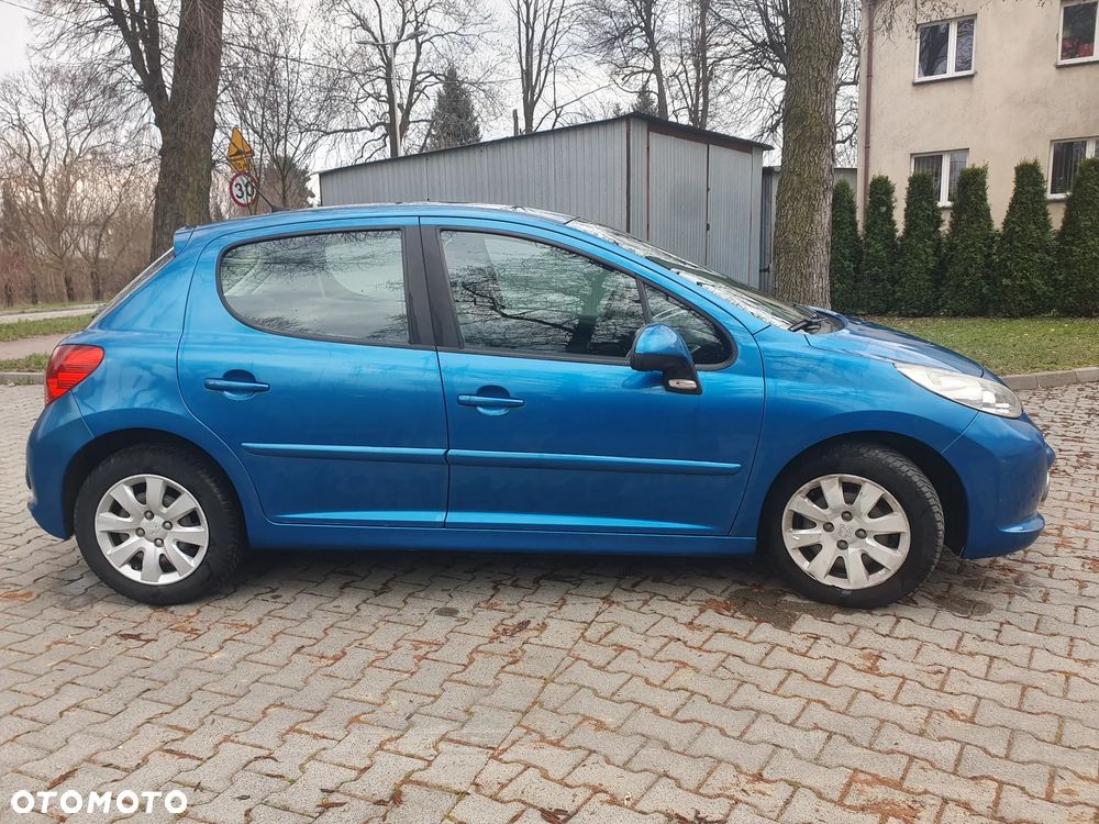 Peugeot 207 HDi FAP 90 (Blue Lion) Tendance - 20