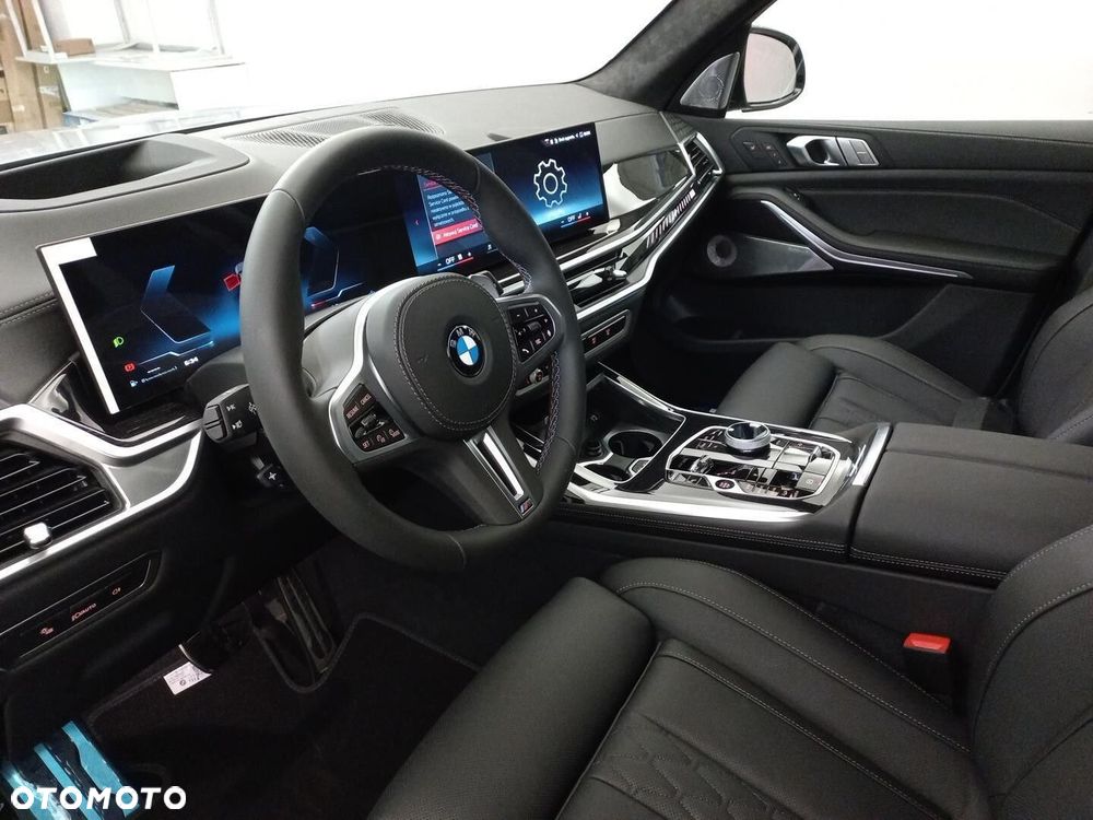 BMW X7 - 11