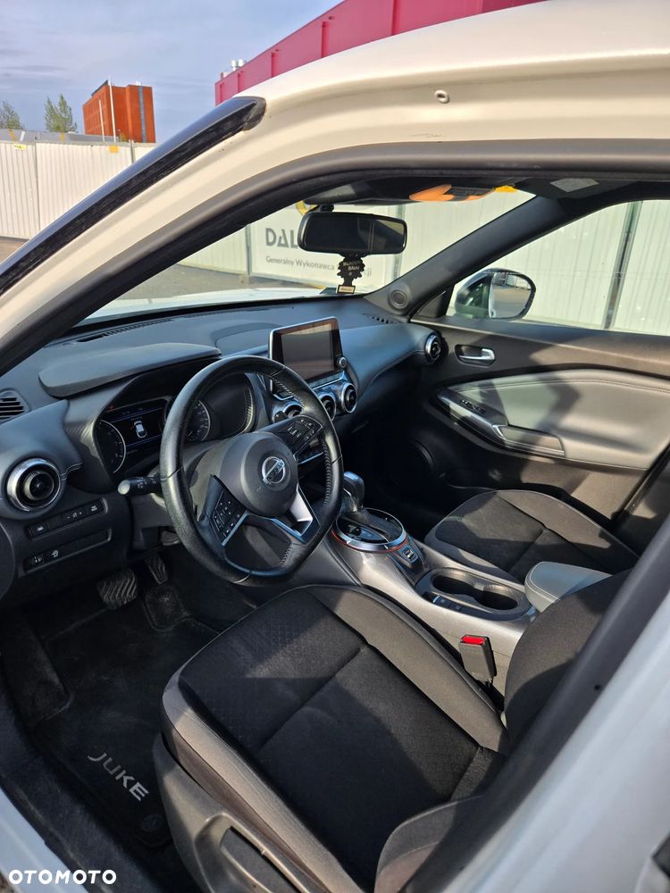 Nissan Juke 1.0 DIG-T N-Connecta DCT - 10