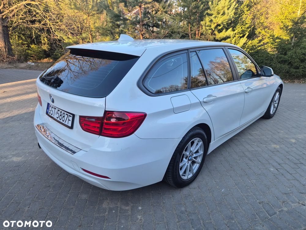 BMW Seria 3 318d DPF Edition Lifestyle - 4
