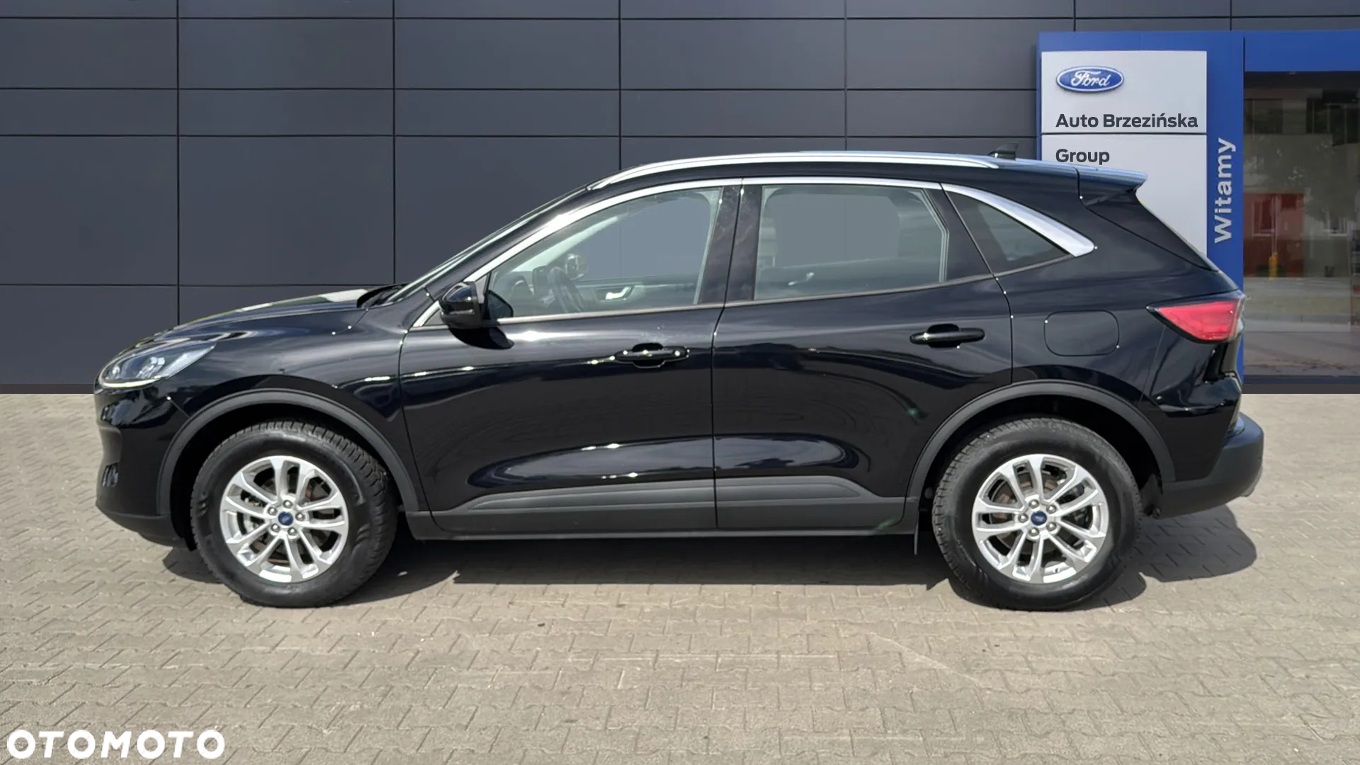 Ford Kuga 2.5 FHEV FWD Titanium - 4