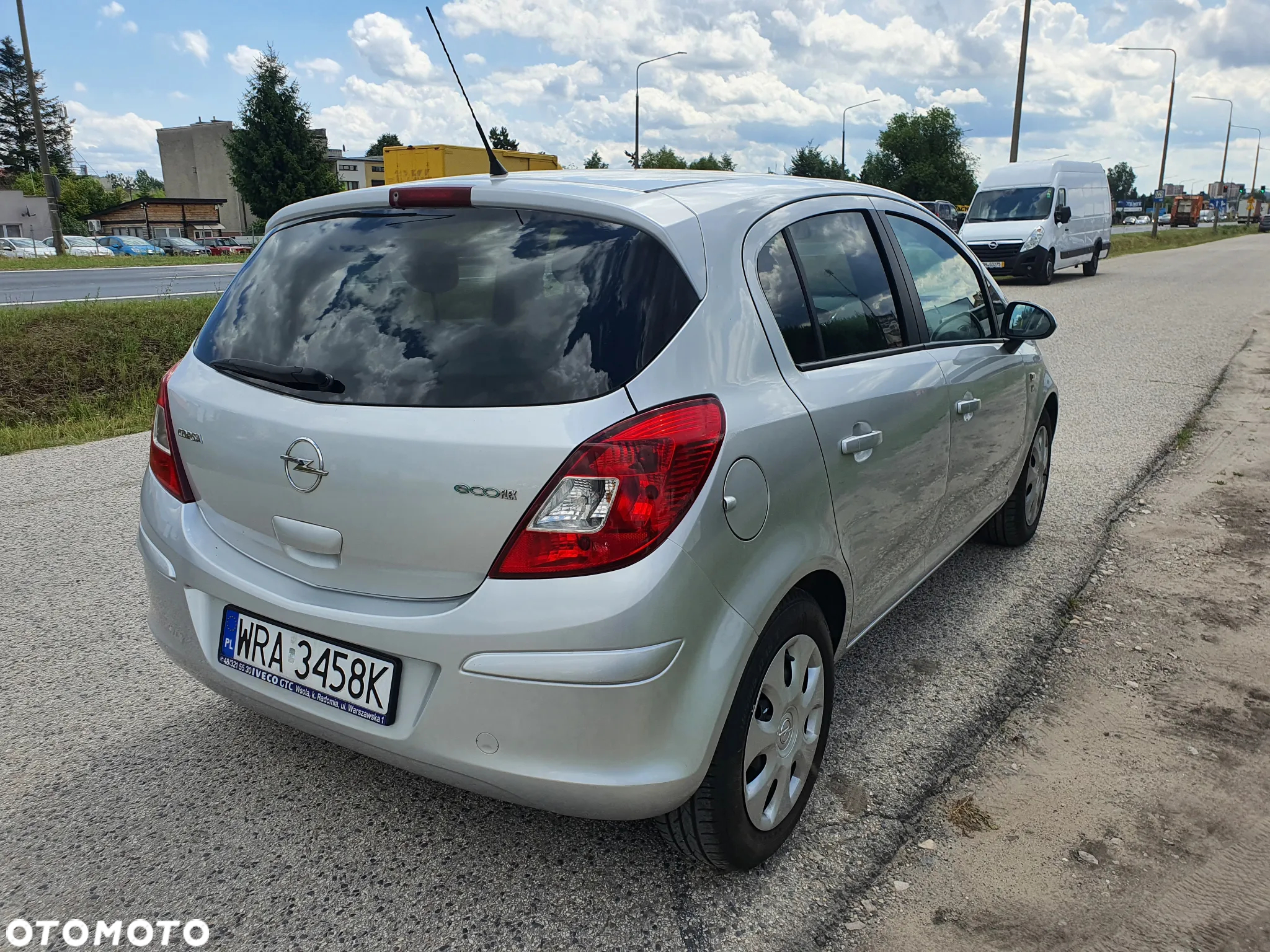 Opel Corsa 1.2 16V Enjoy - 5