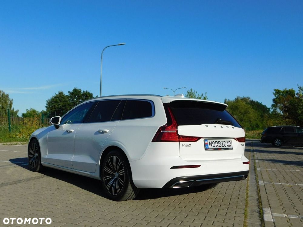Volvo V60 D4 Inscription - 3