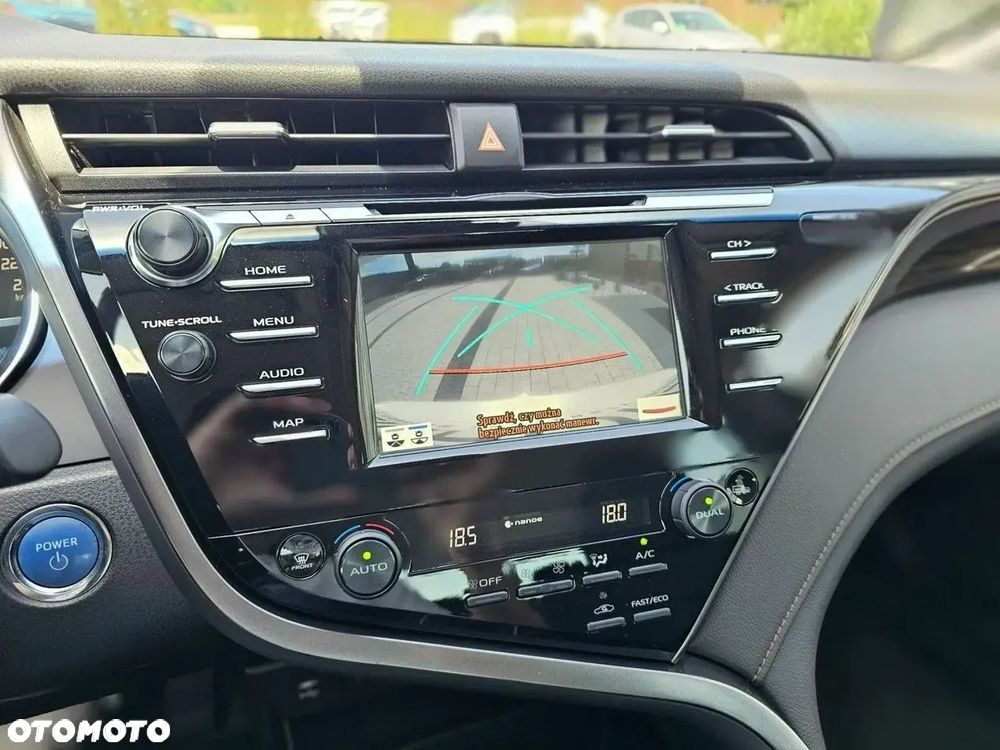 Toyota Camry 2.5 Hybrid Prestige CVT - 25
