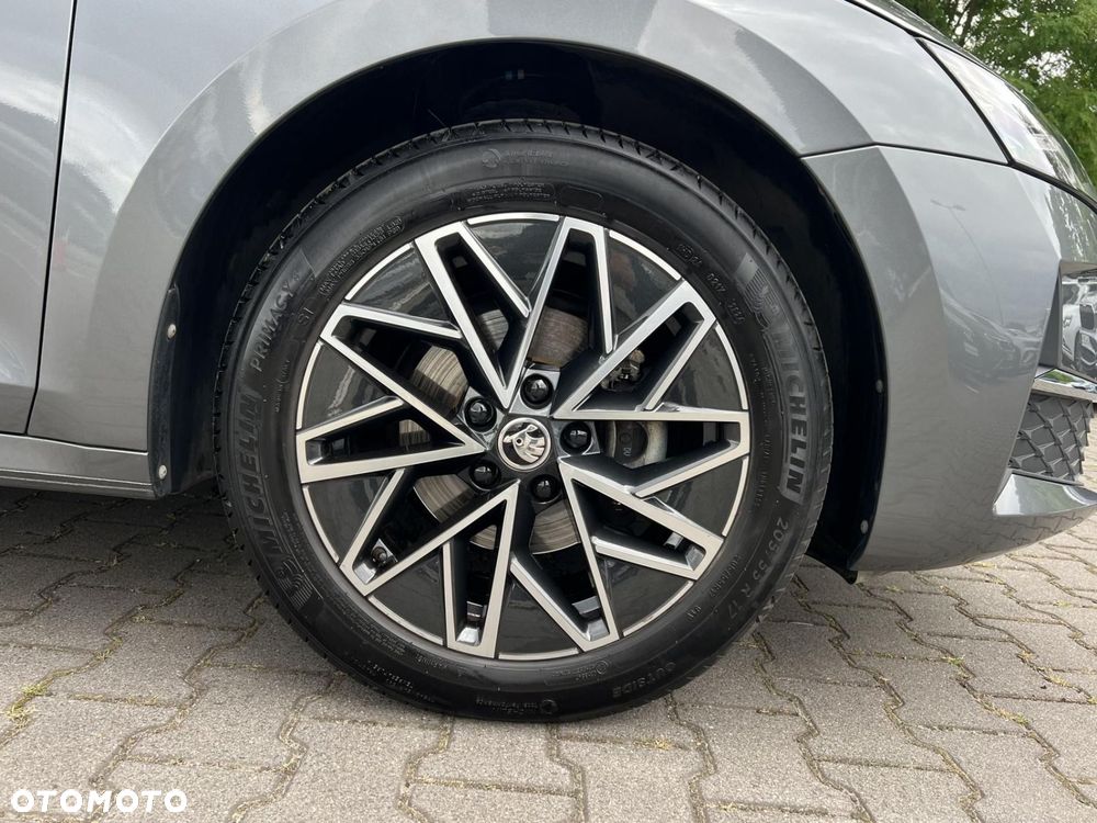 Skoda Octavia 2.0 TDI Selection DSG - 25