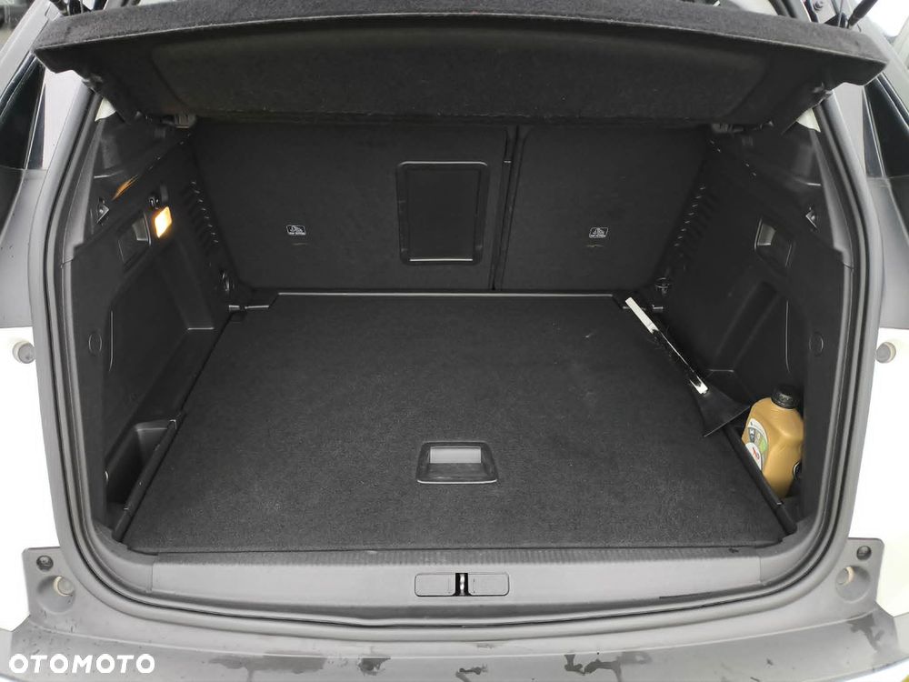 Peugeot 3008 1.2 PureTech Active S&S EAT8 - 7