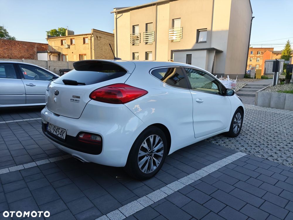 Kia ProCeed 1.6 CRDi ISG Vision - 17