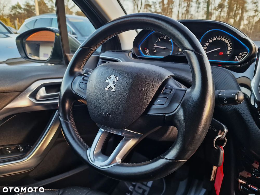 Peugeot 2008 BlueHDi FAP 120 STOP & START Allure - 31
