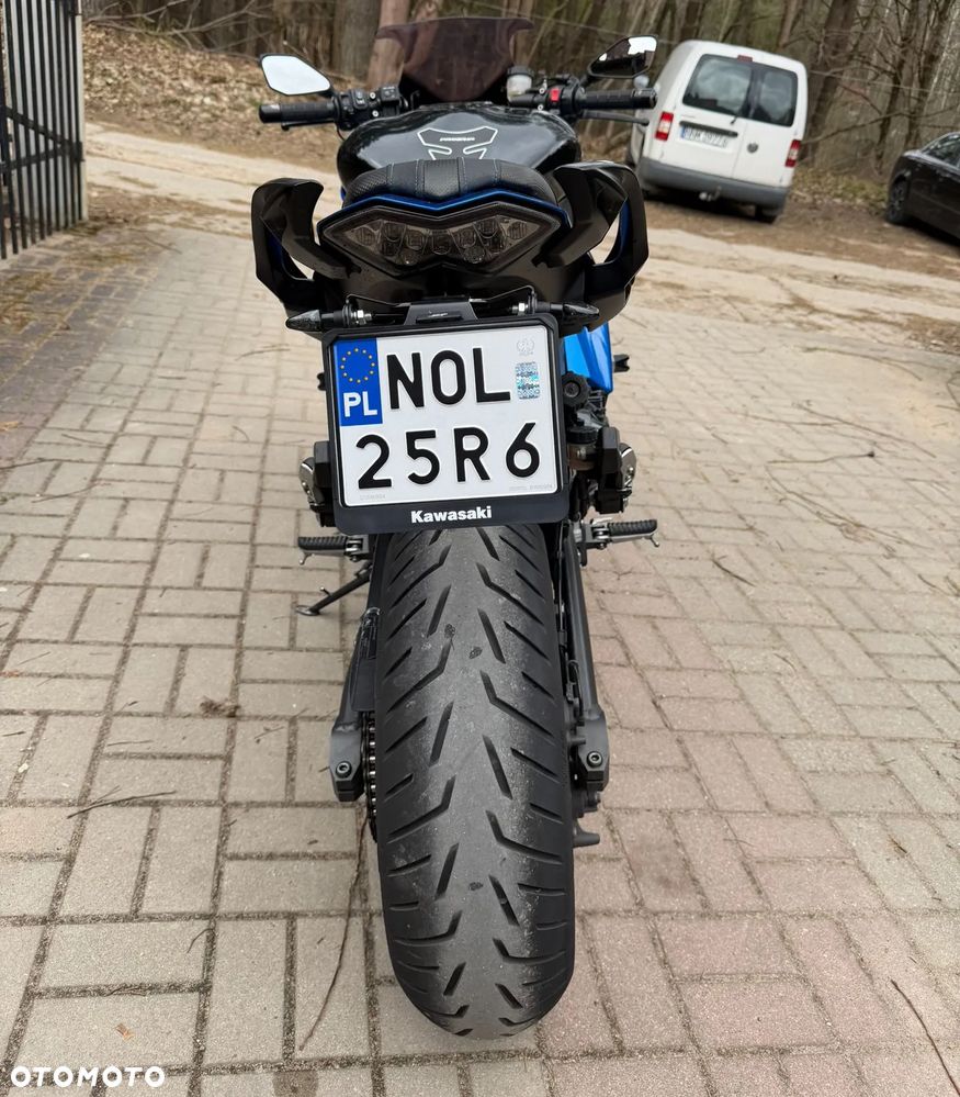 Kawasaki Ninja 1000 SX - 16