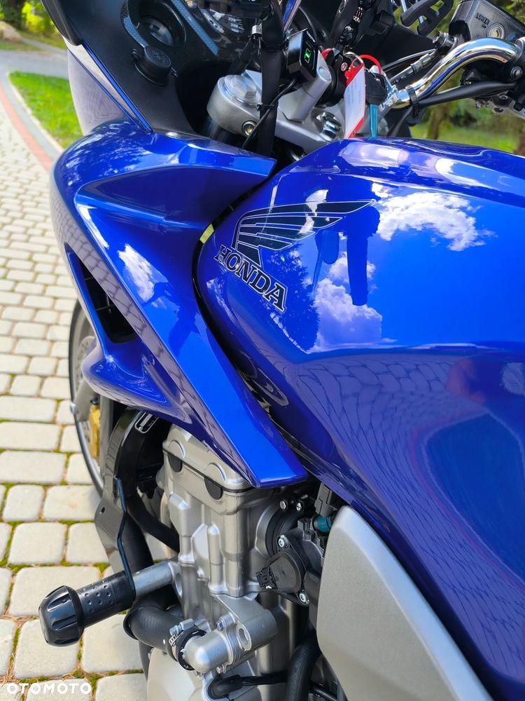 Honda CBF - 9