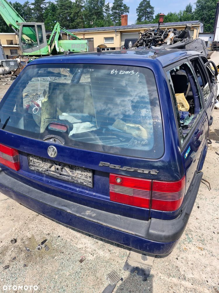 Klapa bagażnika VW PASSAT B4 KOMBI - 2