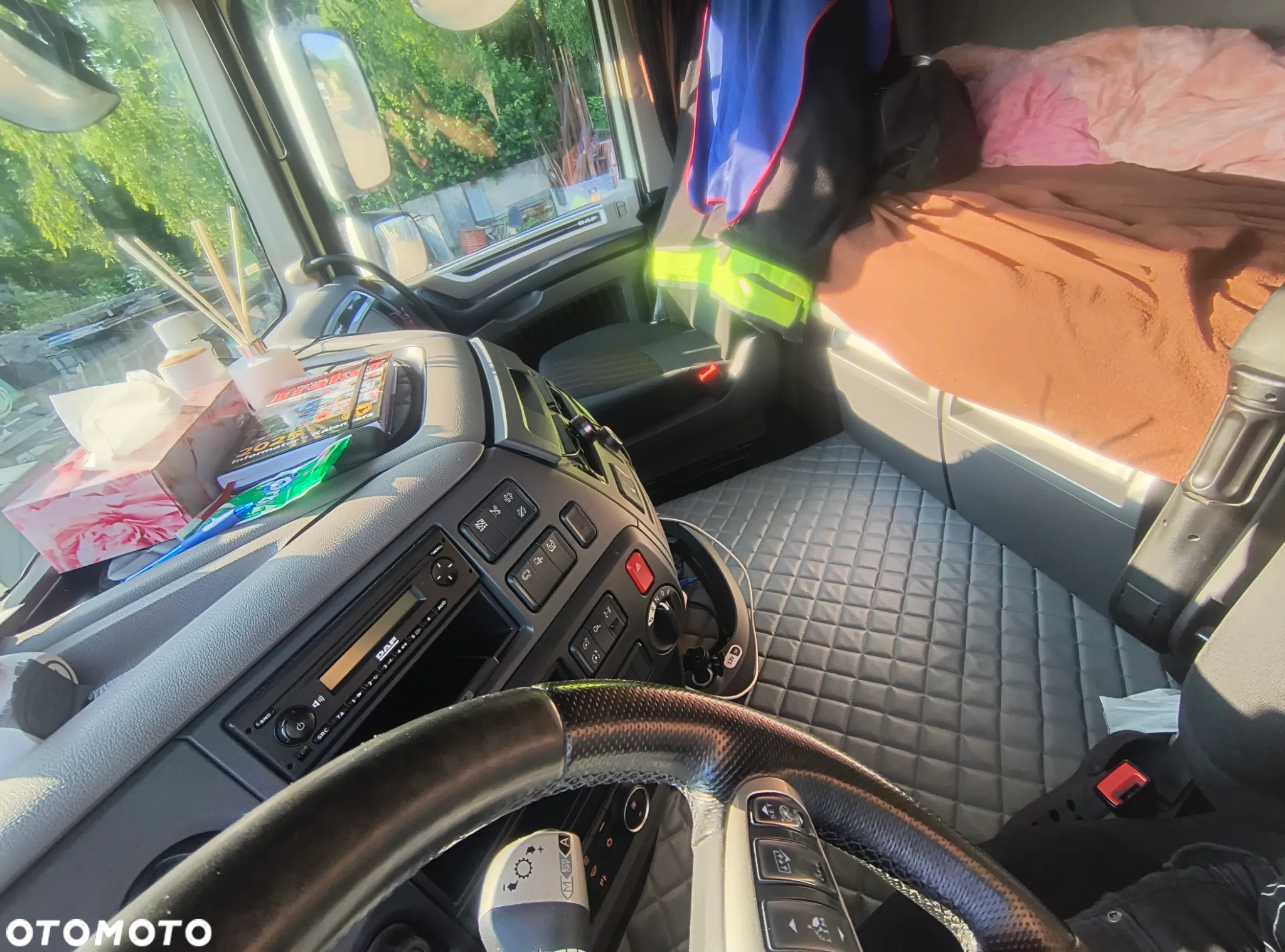 DAF XF 480 Low Deck Mega - 15