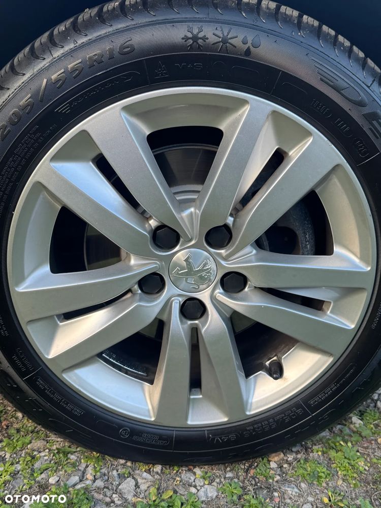 Peugeot 308 1.2 PureTech GPF Active Pack Business S&S - 11