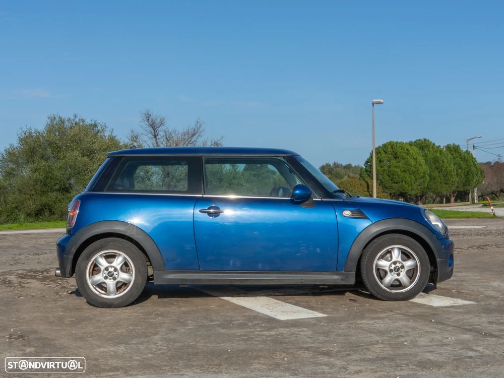 MINI 3 Portas Cooper D - 6