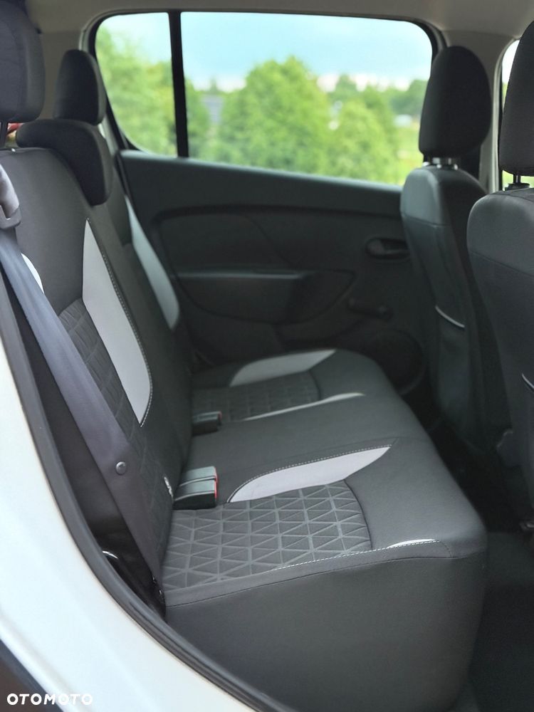 Dacia Sandero TCe 90 S&S Laureate - 23