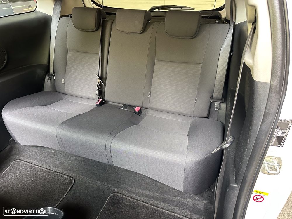 Toyota Yaris 1.4 D-4D Cool - 13
