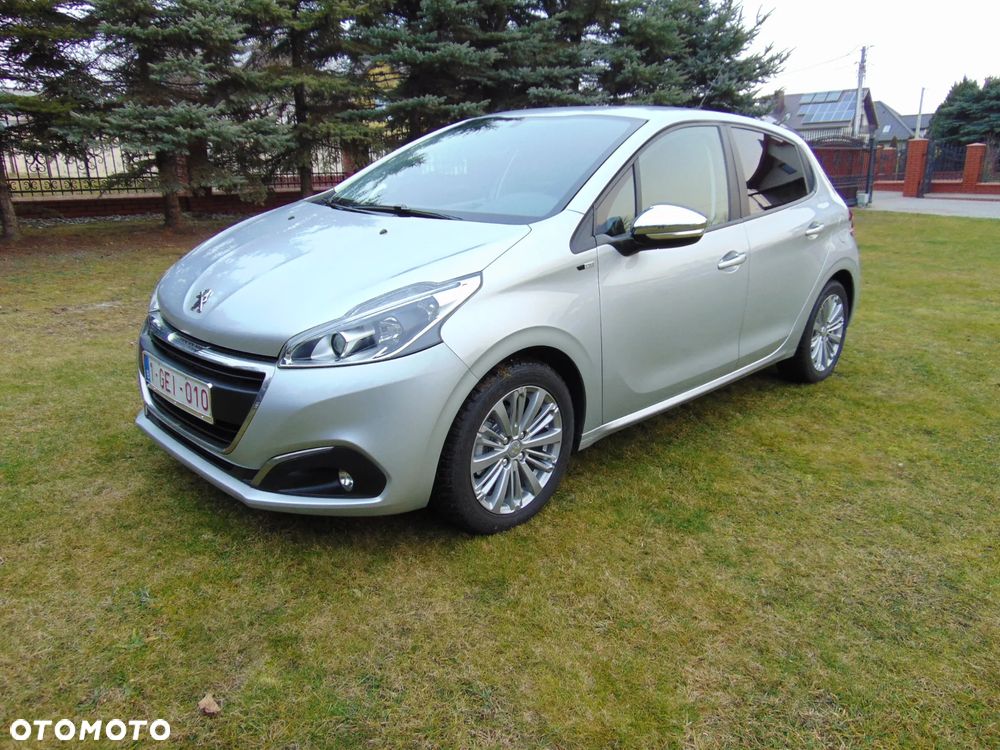 Peugeot 208 82 PureTech Style - 2