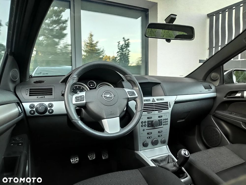 Opel Astra 1.6 Edition - 12