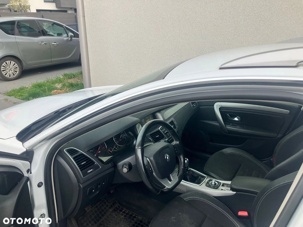 Renault Laguna 2.0 dCi Limited - 10