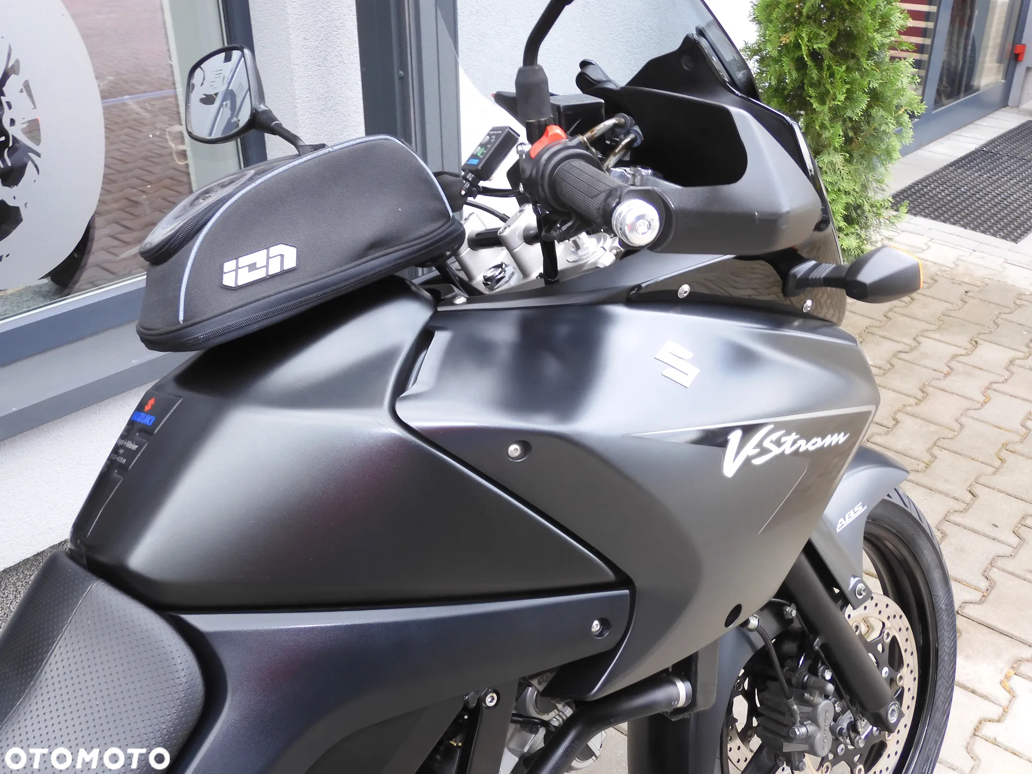 Suzuki DL - 9