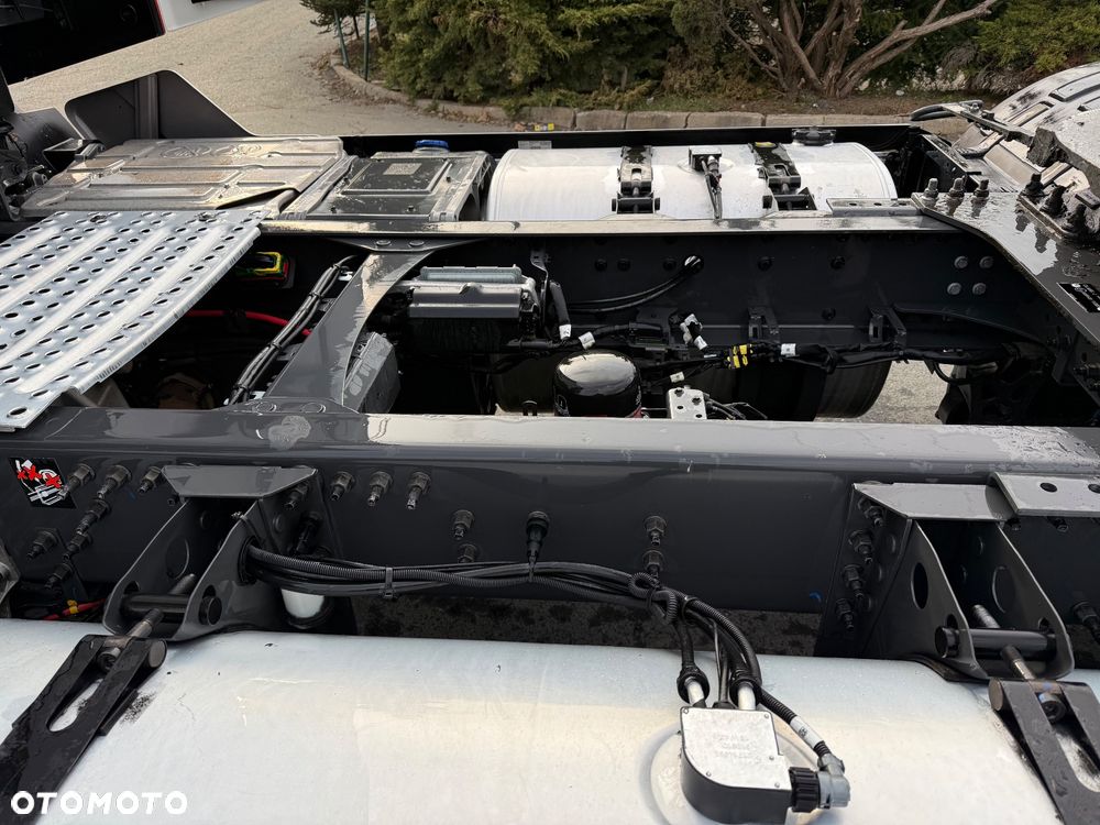 Renault T480 HIGH CAB* EU6* NOWE SPRZĘGŁO* NAVI* ALUSY* LODÓWKA* ACC* KLIMA DACHOWA* 2 BAKI* Z FRANCJI* - 11