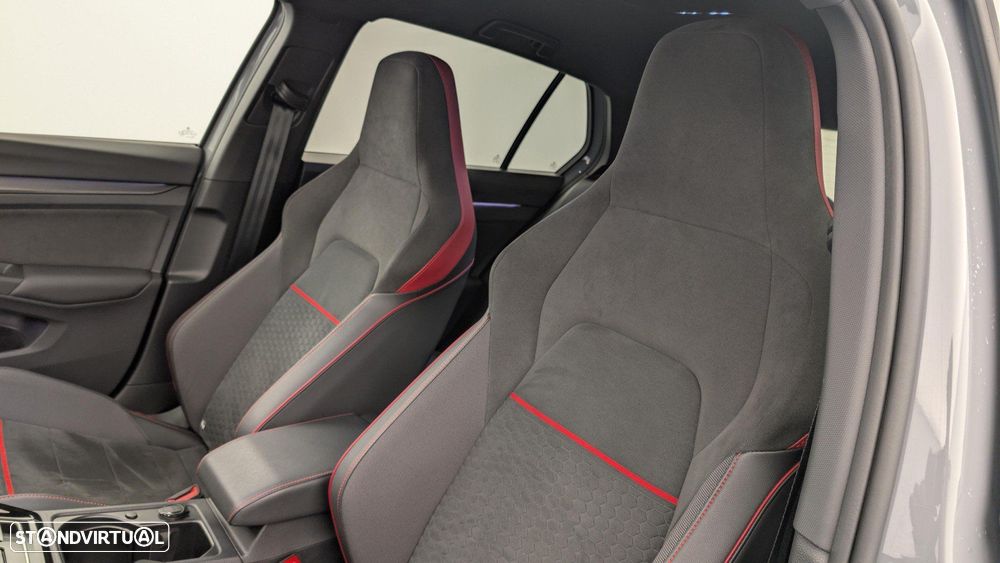 VW Golf 2.0 TSI GTI Clubsport DSG - 14