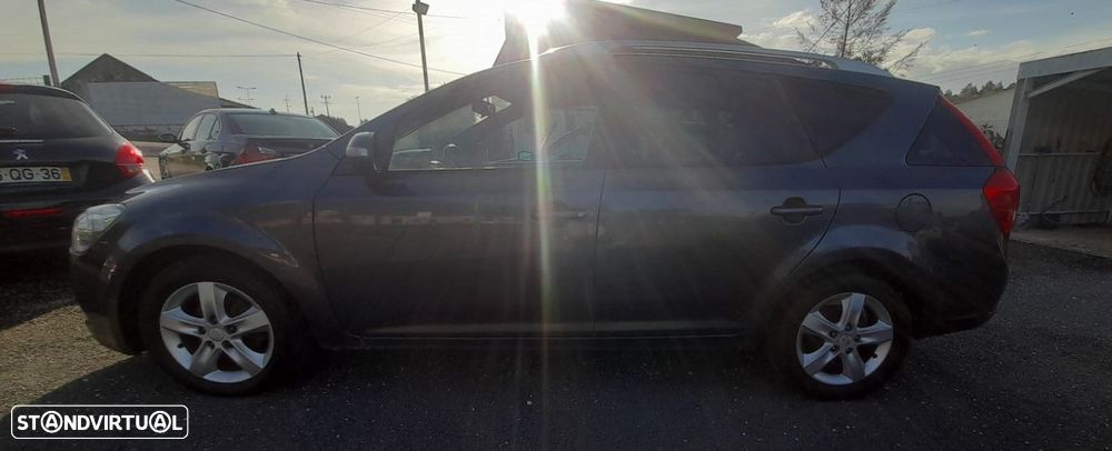 Kia Ceed SW 1.6 CRDi EX ISG - 3