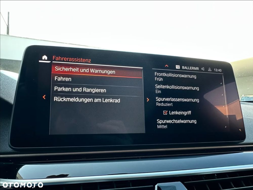 BMW Seria 5 540i xDrive - 26