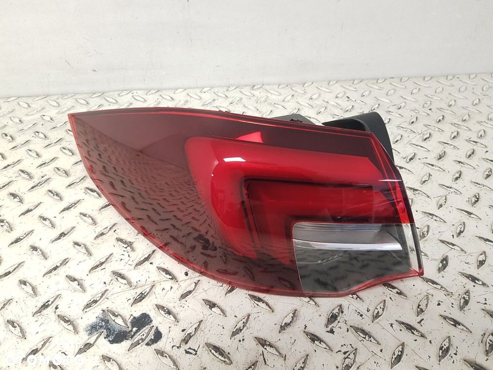 ŁADNA ORYGINALNA LAMPA TYLNA LEWA W BŁOTNIK OPEL INSIGNIA B GRAND SPORT 17-23 39125831 - 2