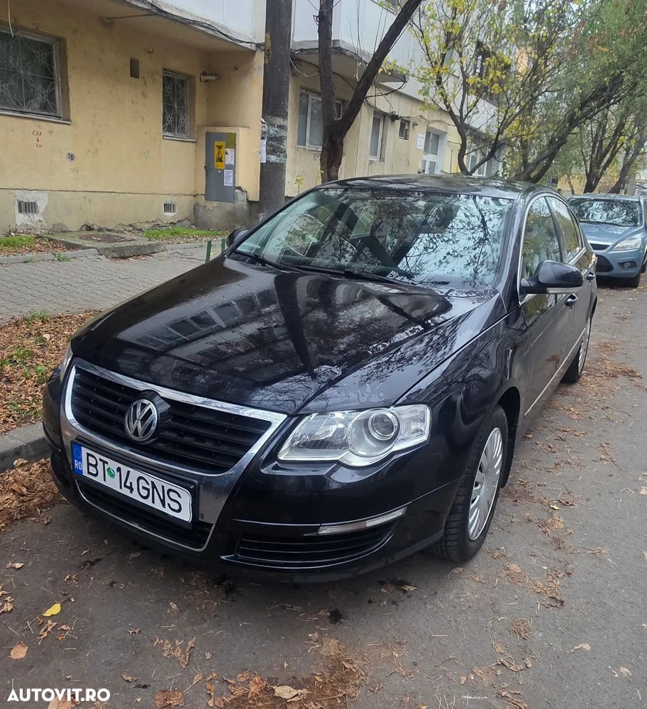 Volkswagen Passat Variant 1.6 TDI DPF BlueMotion Technology Highline - 1