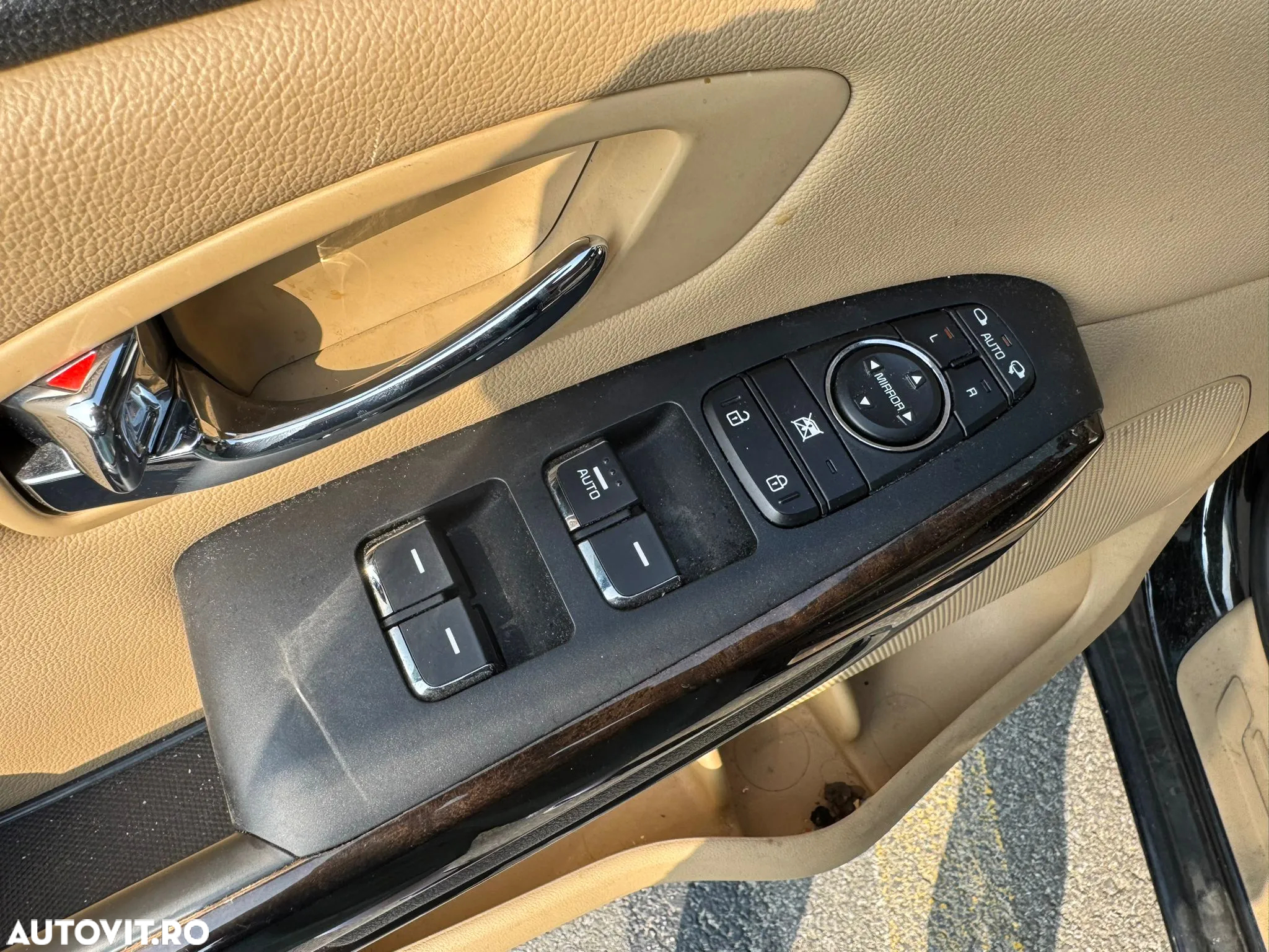 Kia Carnival - 20