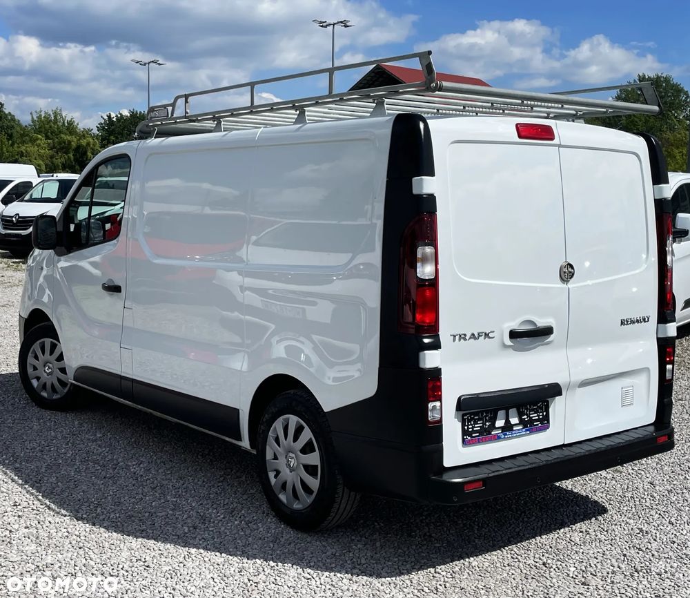 Renault Trafic - 10