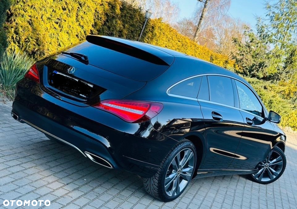 Mercedes-Benz CLA 180 d - 2