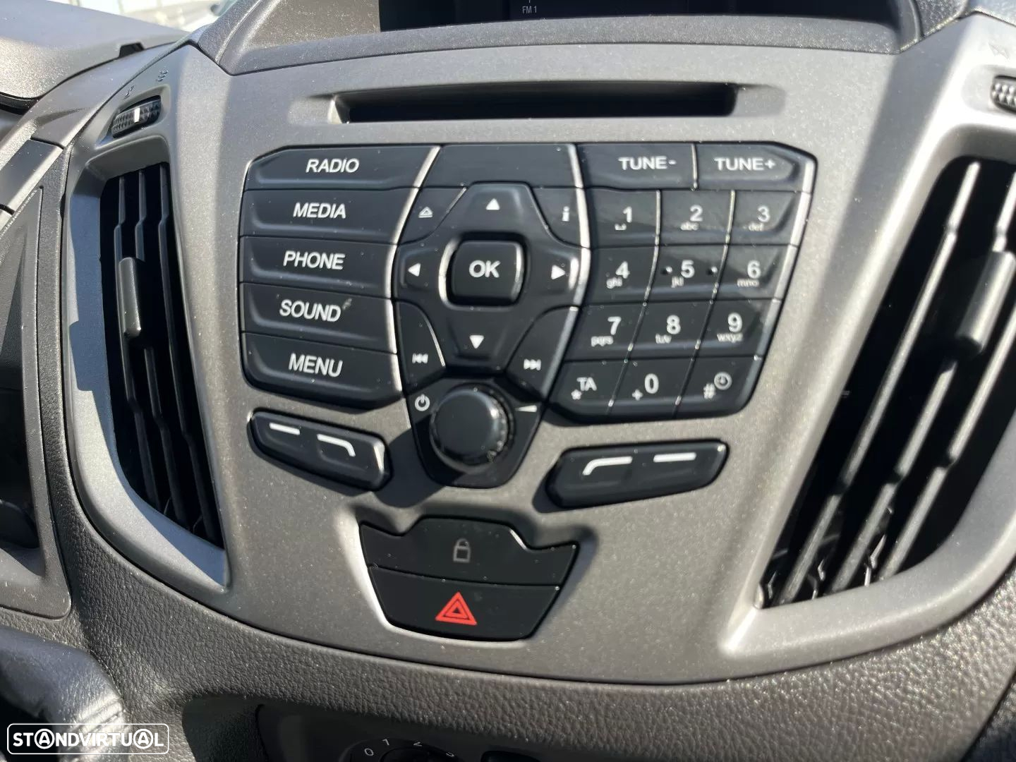 Ford Transit Custom 290L1 2.0 H1-T.B.Ambiente - 29