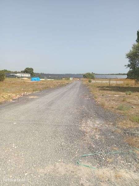 Lotes em augi, 7mil euros de entrada - Grande imagem: 3/8