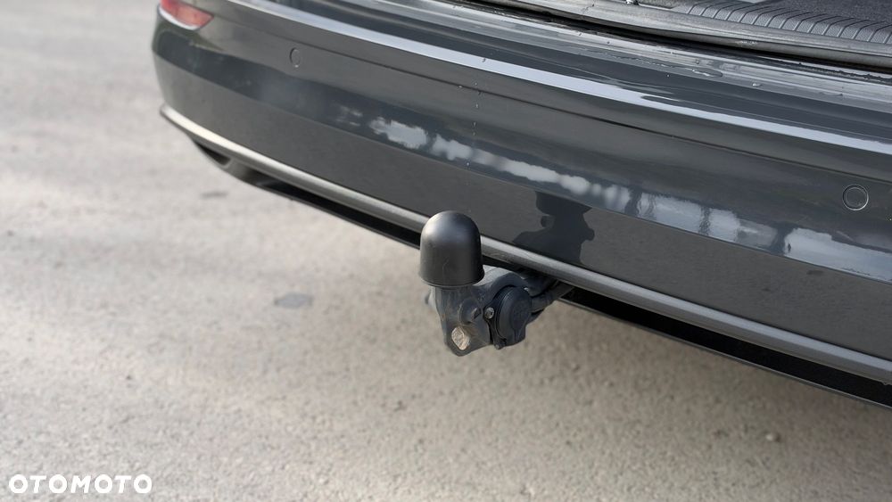 Volkswagen Golf - 10