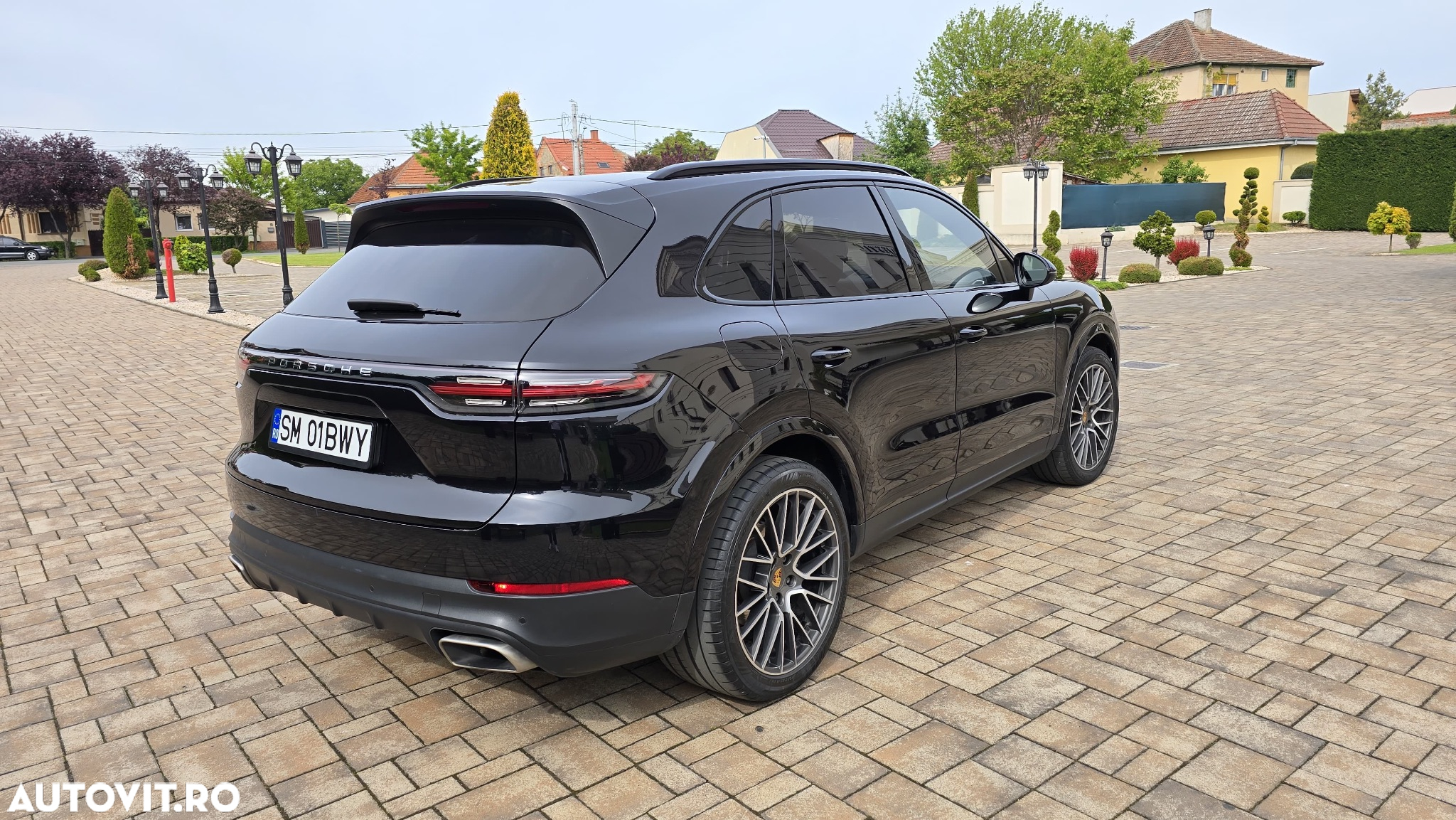 Porsche Cayenne - 18