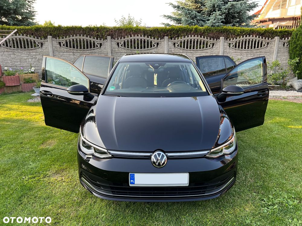 Volkswagen Golf 1.5 TSI EVO Active - 1